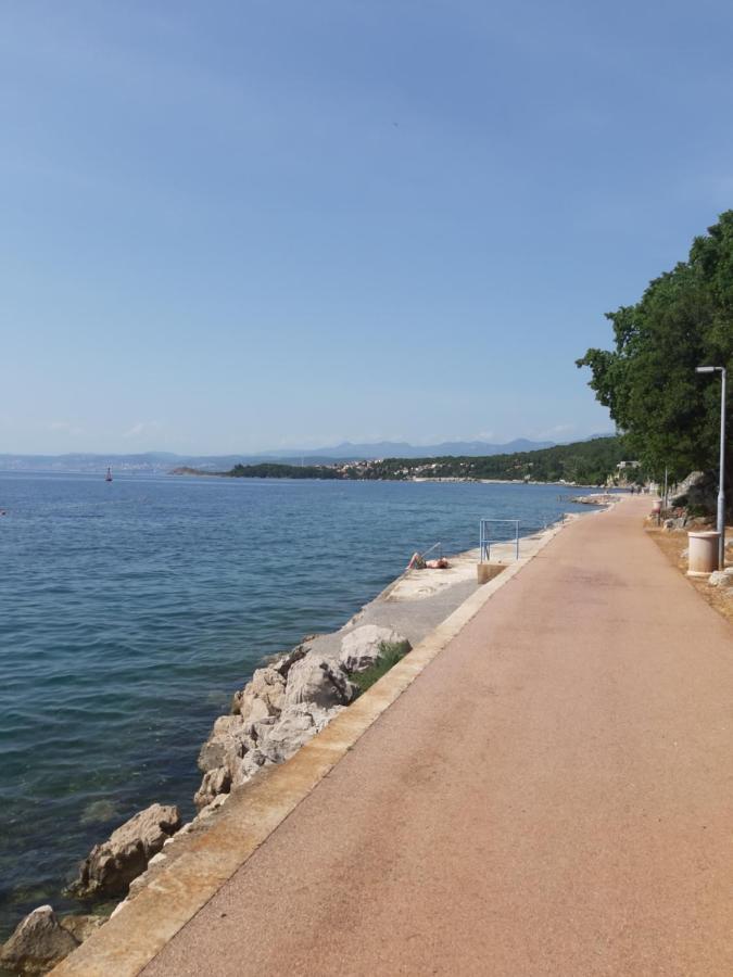 Jozefina Apartman *