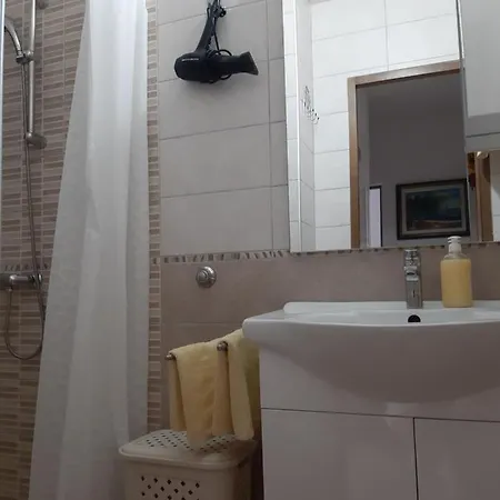 Apartmani Jozefina Omišalj Exterior foto